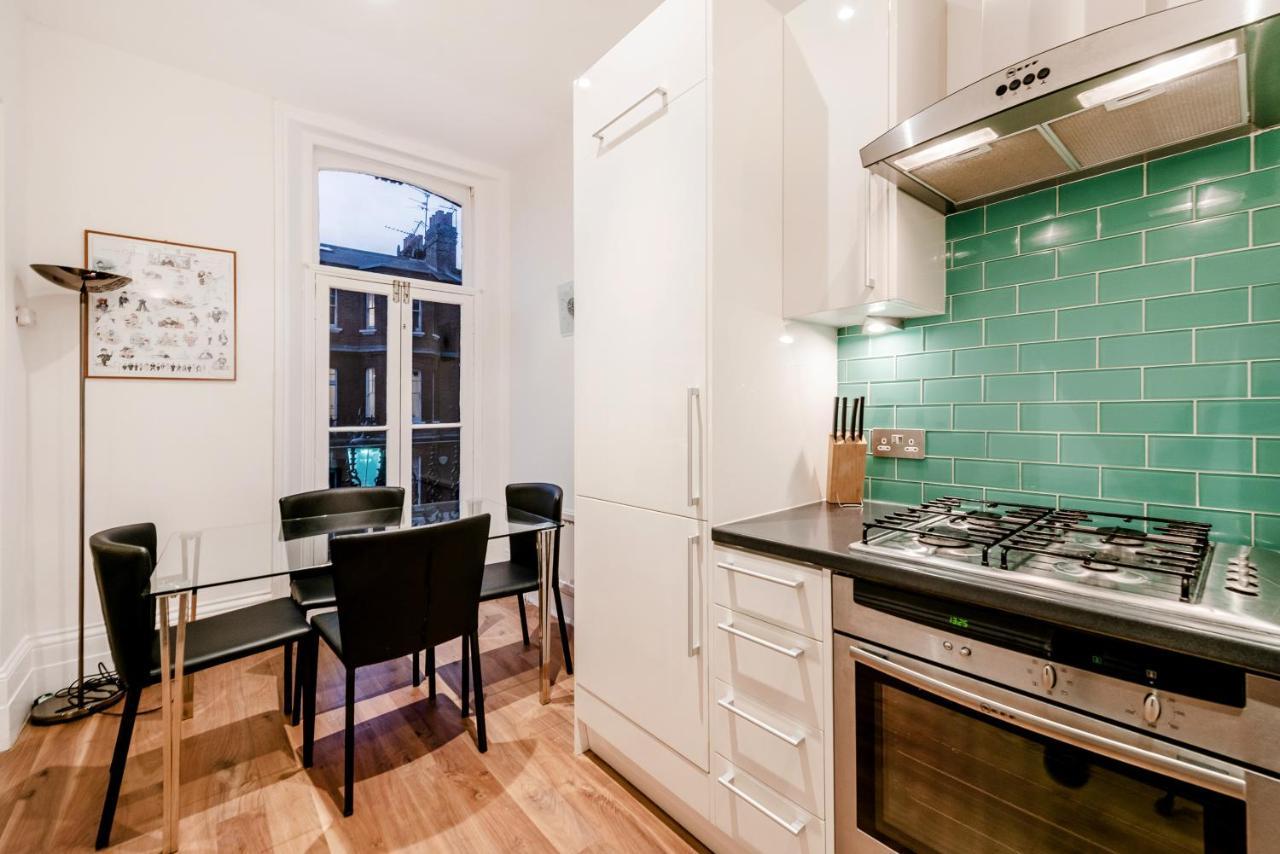 Lovely 2 Bedroom Flat In The Heart Of Chelsea London Ngoại thất bức ảnh